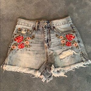 Hippie Laundry jean shorts